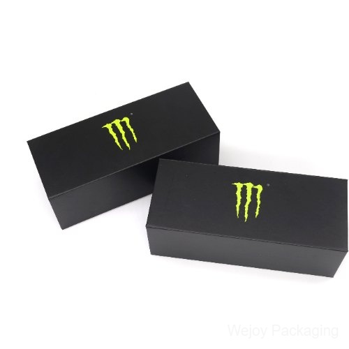 Magnetic cardboard gift box